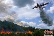 单县中国大型水陆两栖飞机AG600“鲲龙”获颁生产许可证
