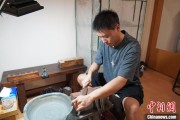 单县成都“90后”小伙“十年磨一剑”：从爱好者到守艺人 传播中国文化